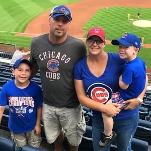 Meet your Posher, Laura